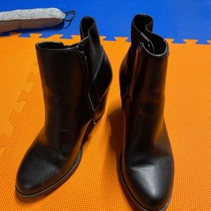 Boots by simply Vera